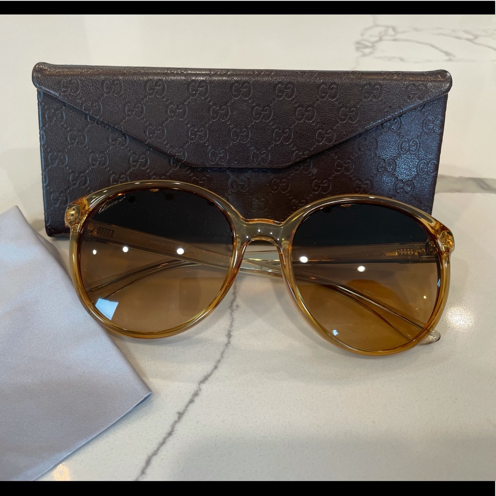 Gucci Round Sunglasses